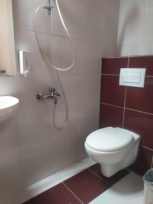 Ferienwohnung Λάρισα Διαμέρισμα Με Θέα Πλατεία Στο Κέντρο Της Πόλης Exterior foto